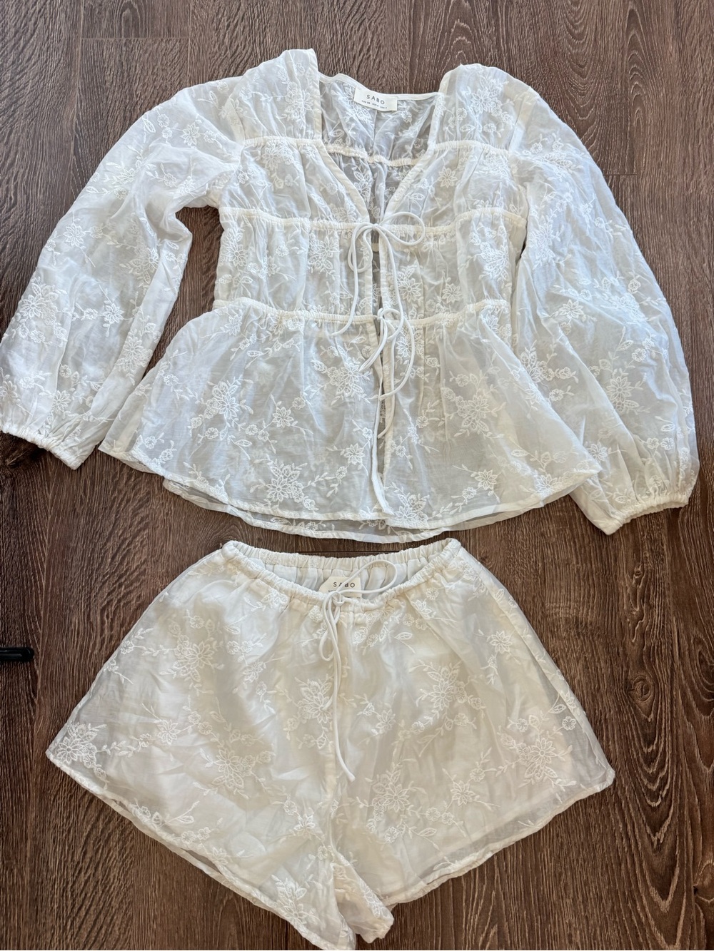 Sabo harbour top and short - Picture 2 of 3